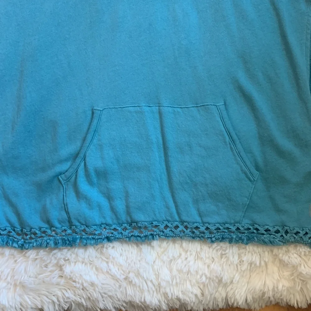 Victoria’s Secret Casual Teal Swimsuit Coverup - Picture 5 of 7